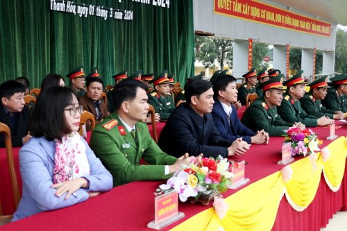 Lãnh đạo thị xã Bỉm Sơn dự Lễ ra quân huấn luyện năm 2024 tại Lữ đoàn 368.jpg