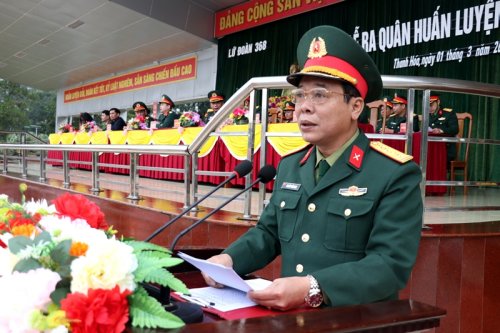 Đại tá Nguyễn Văn Minh - Lữ đoàn trưởng phổ biến, quán triệt nhiệm vụ huấn luyện.jpg
