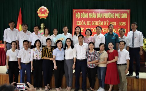 HĐND phường Phú Sơn tổ chức kỳ họp thứ Năm 5.JPG