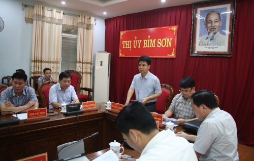 Thường trực Thị uỷ làm việc với đoàn công tác của Ban Quản lý Khu Kinh tế Nghi Sơn và các khu công nghiệp tỉnh Thanh Hoá 1.JPG