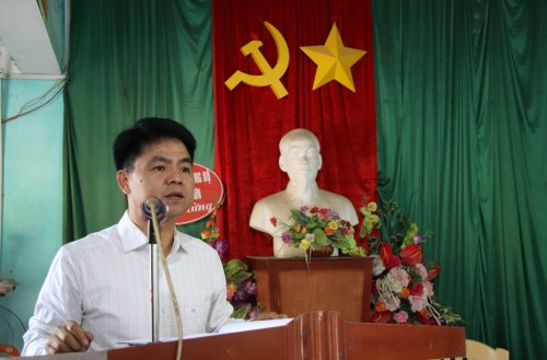 Bí thư Thị ủy Nguyễn Văn Khiên dự sinh hoạt Chi bộ cùng đảng viên khu phố 10, phường Bắc Sơn 3.JPG