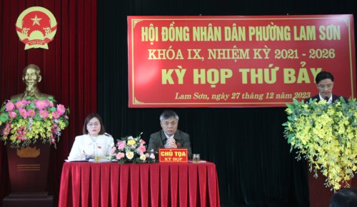 HĐND phường Lam Sơn tổ chức kỳ họp thứ Bảy, nhiệm kỳ 2021-2026  1.jpg