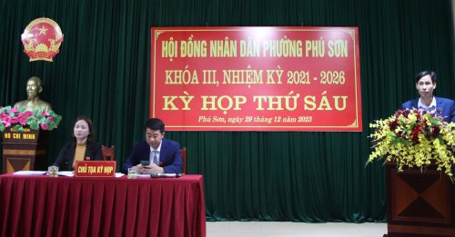 Kỳ họp thứ Sáu HĐND phường Phú Sơn khoá III, nhiệm kỳ 2021-2026 3 .jpg