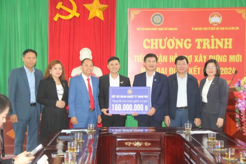 Hiệp hội doanh nghiệp thành phố Thanh Hóa hỗ trợ xây mới nhà đại đoàn kết (3).JPG