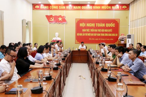 HỘI NGHỊ.JPG