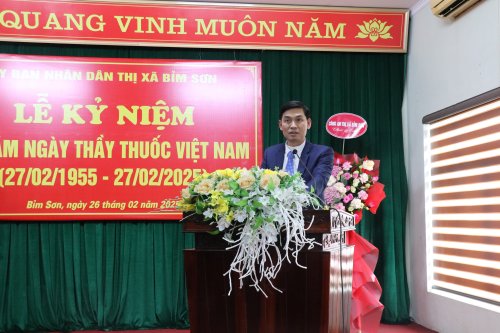 đọc thư1.JPG