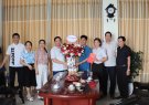 Đồng chí Nguyễn Thanh Tùng – Phó Bí thư thường trực Thị uỷ chúc mừng cán bộ, viên chức, lao động Đài truyền thanh truyền hình Bỉm Sơn.
