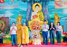 Lãnh đạo Thị xã thăm và chúc mừng chức sắc, chức việc Phật giáo nhân dịp Đại lễ Phật Đản