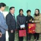 Đoàn Đại biểu Quốc hội tỉnh Thanh Hóa thăm, tặng quà cho đối tượng chính sách, hộ nghèo trên địa bàn thị xã Bỉm Sơn