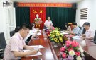 Giao ban công tác uỷ thác giữa Phòng giao dịch Ngân hàng CSXH thị xã Bỉm Sơn với các đoàn thể chính trị - xã hội.
