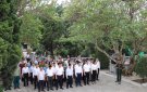 Lãnh đạo thị xã viếng nghĩa trang Liệt sĩ nhân kỷ niệm 50 Ngày giải phóng miền Nam thống nhất đất nước.
