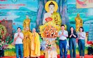 Lãnh đạo Thị xã thăm và chúc mừng chức sắc, chức việc Phật giáo nhân dịp Đại lễ Phật Đản