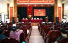 Chủ tịch UBND thị xã Trịnh Tuấn Thành và các vị đại biểu HĐND thị xã tiếp xúc cử tri phường Đông Sơn.